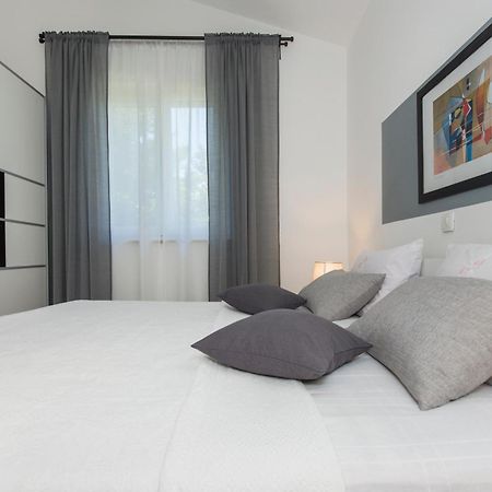 לאבין Adorable Holiday House Lilla-With Pool-Near Old Town Labin מראה חיצוני תמונה