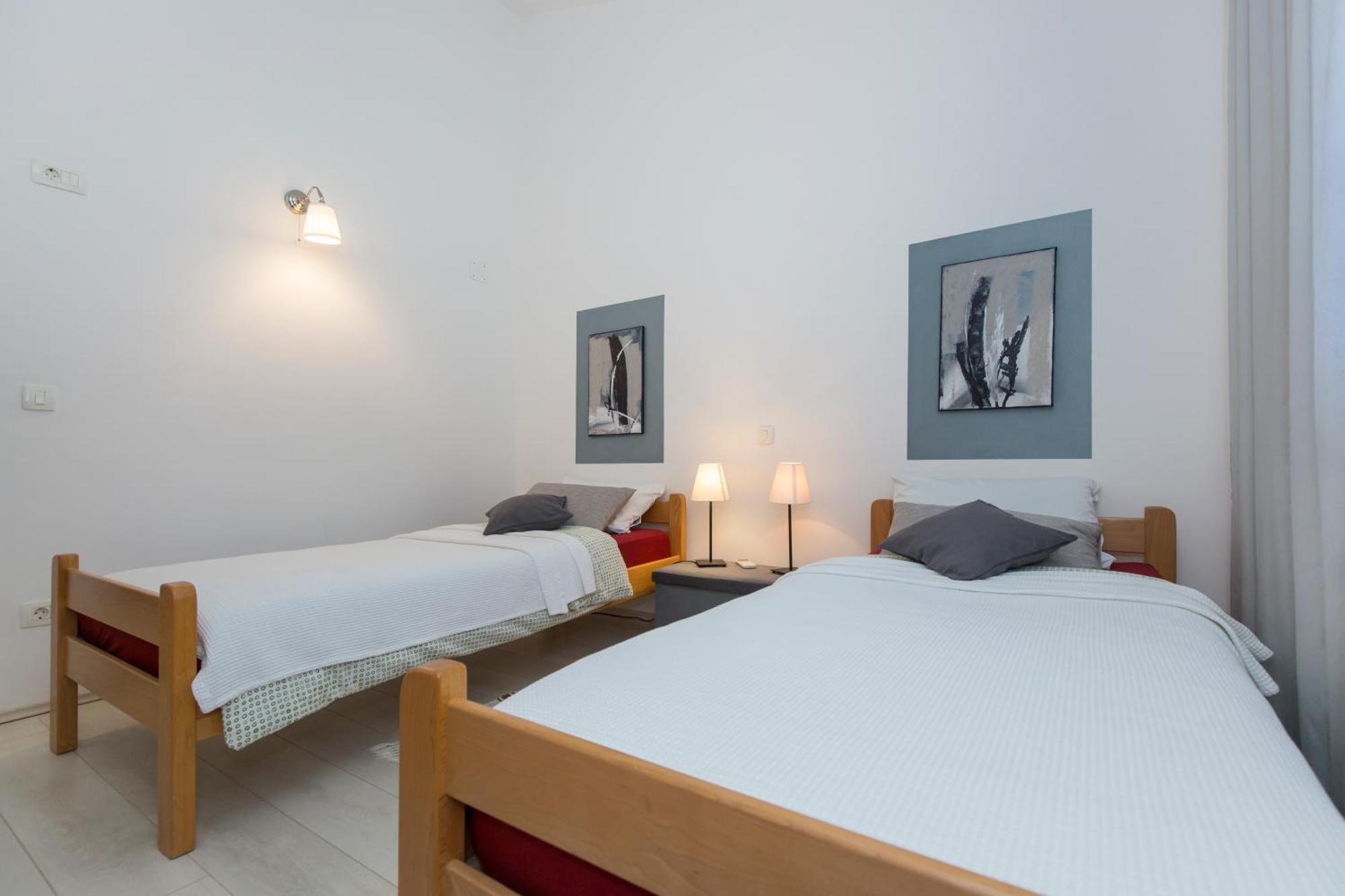 לאבין Adorable Holiday House Lilla-With Pool-Near Old Town Labin מראה חיצוני תמונה